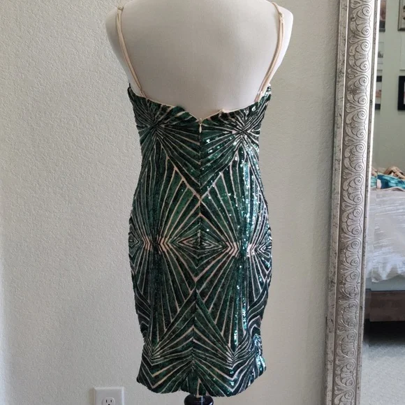 Lulu's Gatsby green sequin dress - Picture 3 of 8